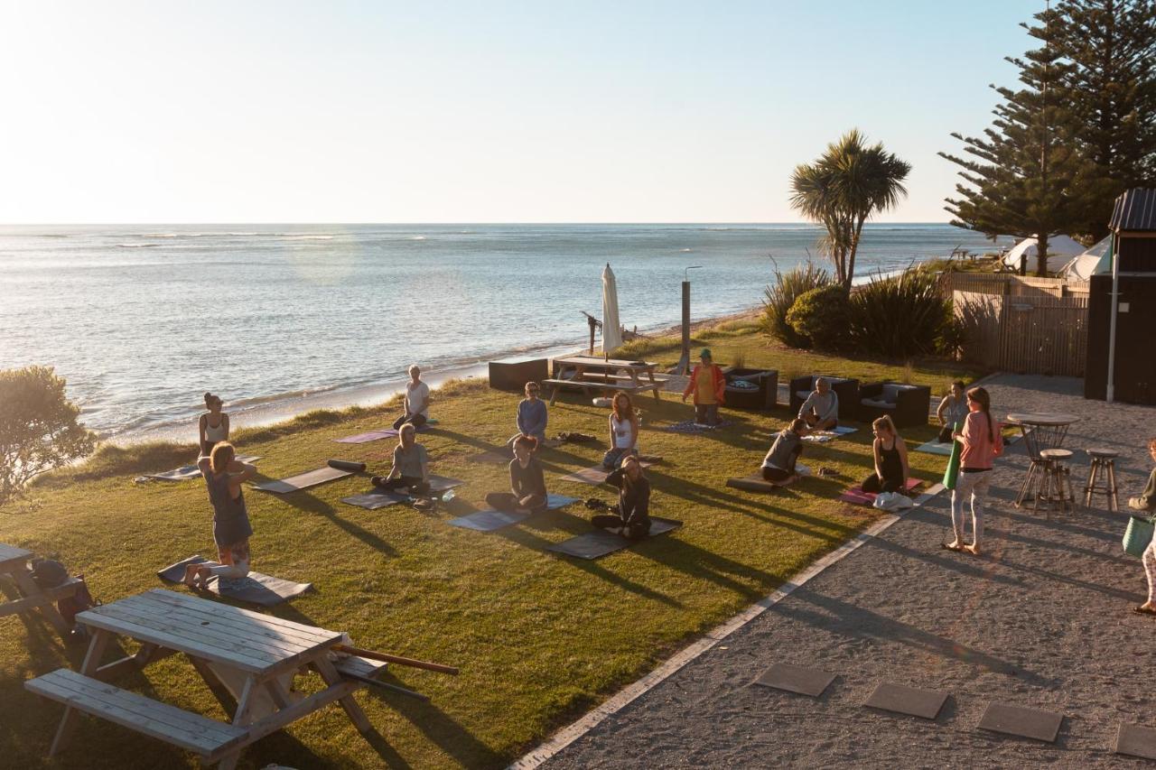 Tatapouri Bay Hotell Gisborne Eksteriør bilde